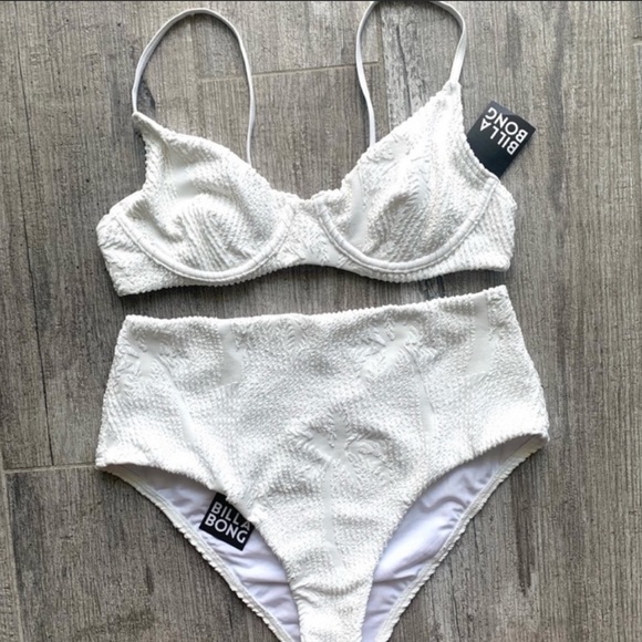 🔥🔥BILLABONG - VERANO JUNI BRA UNDERWIRE HI RETRO BIKINI SET🔥🔥 - Picture 2 of 11